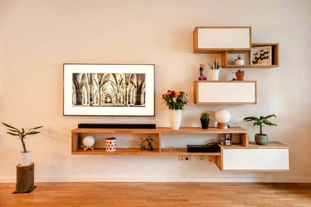 Coastal dining setting